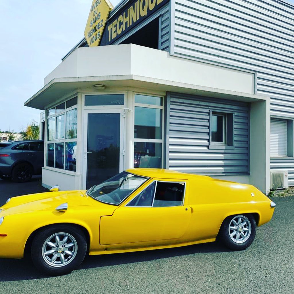 Lotus Europa Vue côté gauche contrôlée au 