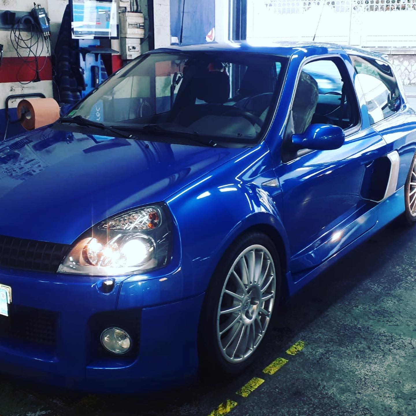 Fancar CT49 : Une clio sportive, la Clio V6