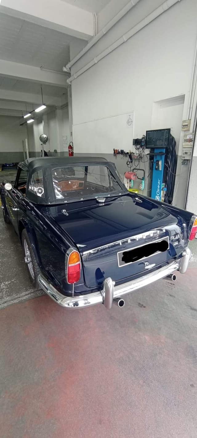 Tr4 1967 Vue Arrière contrôlée au Votre centre de contrôle technique automobile, camping cars et utilitaires jusqu'à 3.5 T situé dans le centre d'Angers rue Volney. Déposez votre véhicule dans notre parking couvert, rencontrez nos 4 contrôleurs souriants qui vous accueillent depuis plus de dix ans avec ou sans rendez-vous.